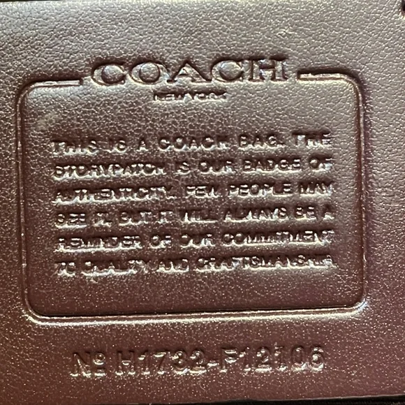 COACH - No. H1732-F12106 Crossgrain Leather Reversible Crossbody bag - Picture 7 of 8